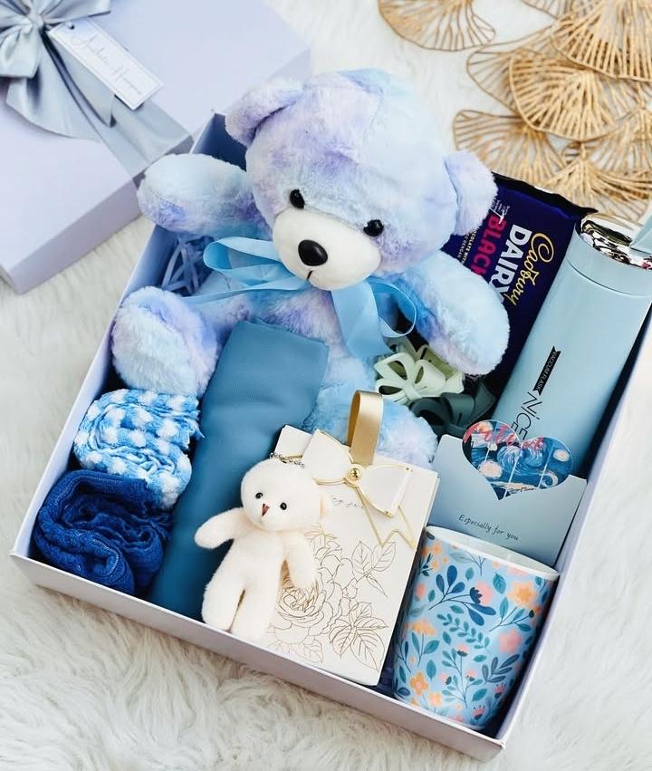 Customized girls gift box 🎁