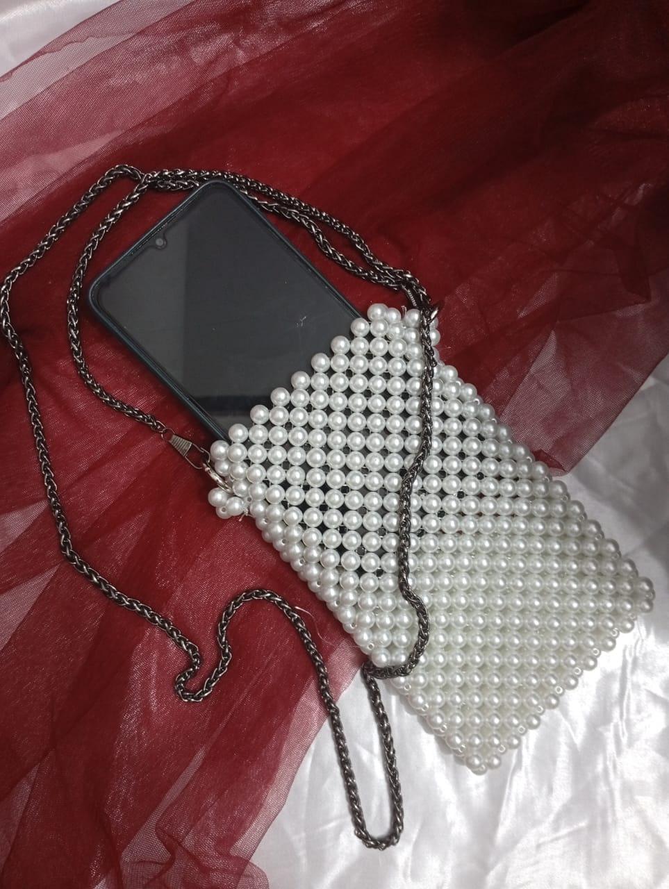 Beaded phone pouch