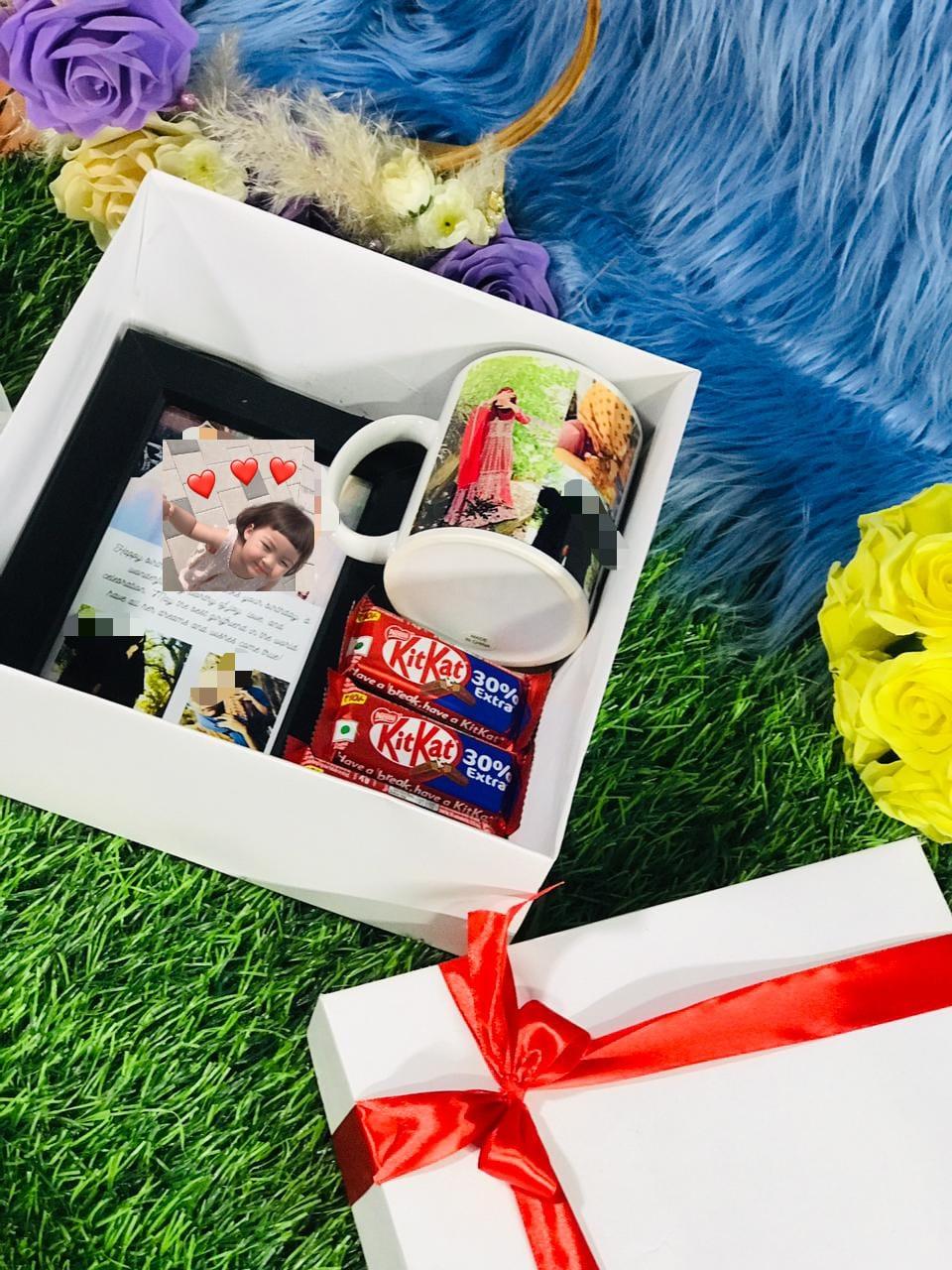 White box with red ribbon Kit ket 4×6 Glass Photo Frame White Photo Printed Mug *2150/= 😍💗* White box with red ribbon Kit ket