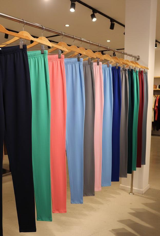 *Slimfit Legjeans* Available .....