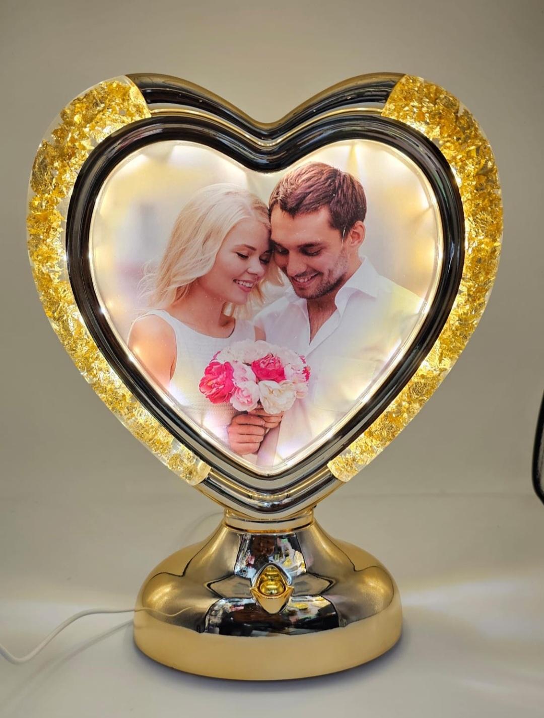 Table lamp with photo frame